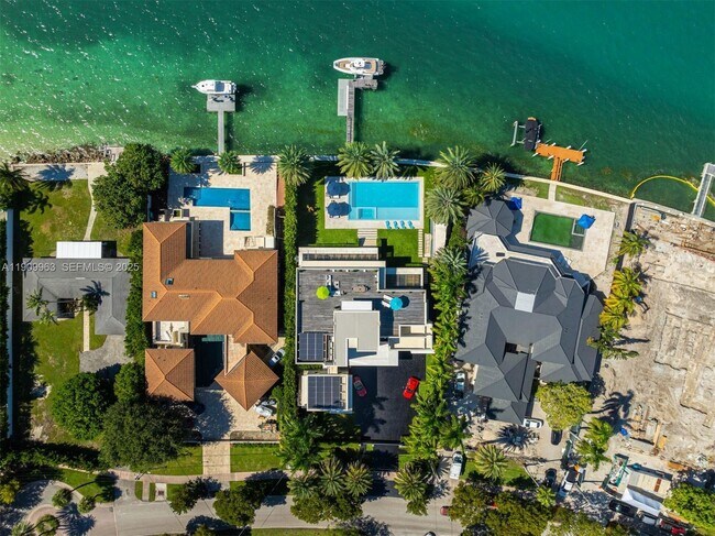 Building Photo - 360 Harbor Dr