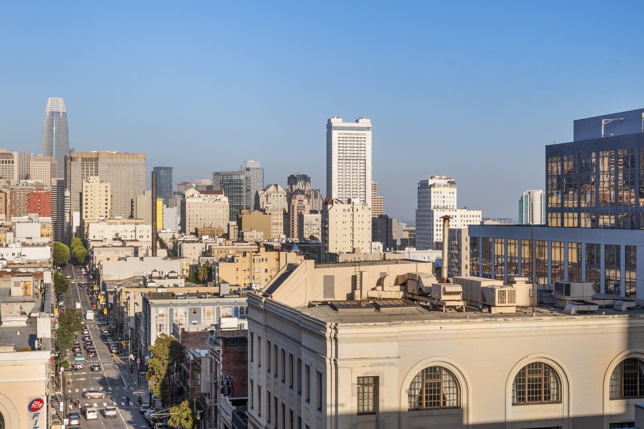 Building Photo - 1 Daniel Burnham Court