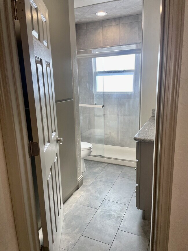 Building Photo - "Casitas": Stylish 1-Bedroom with Granite Elegance in Downtown Fresno!"