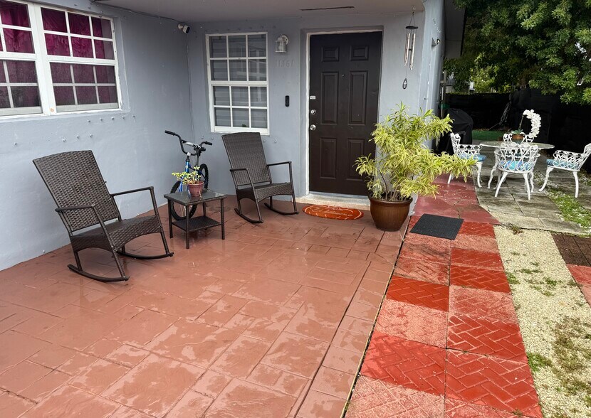 Building Photo - 11361 SW 7th St