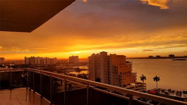 Building Photo - 7901 Hispanola Ave