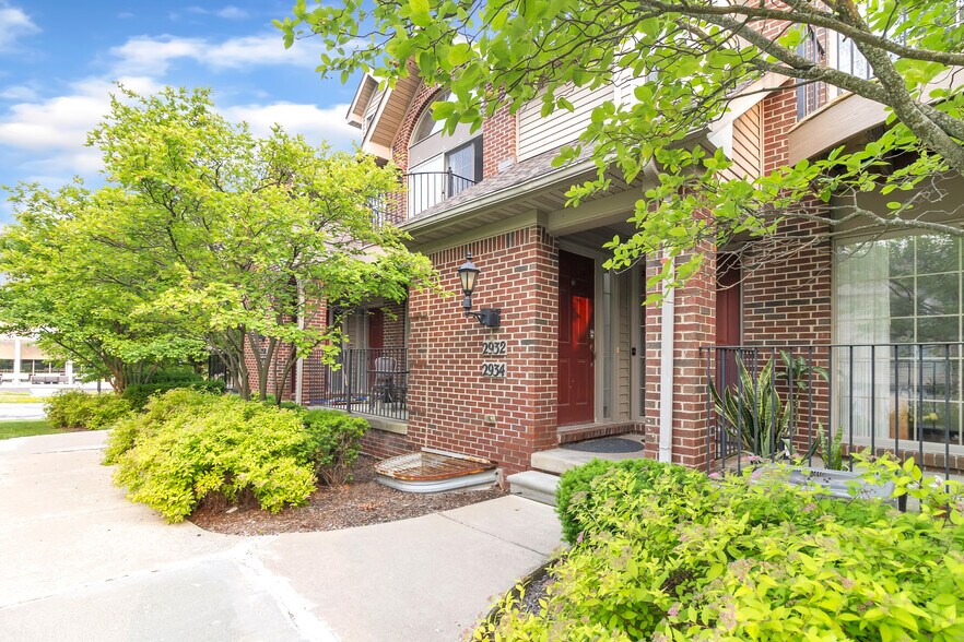 Building Photo - 2934 Signature Blvd