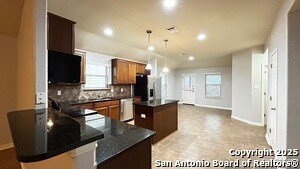 Building Photo - 5727 Southern Knoll