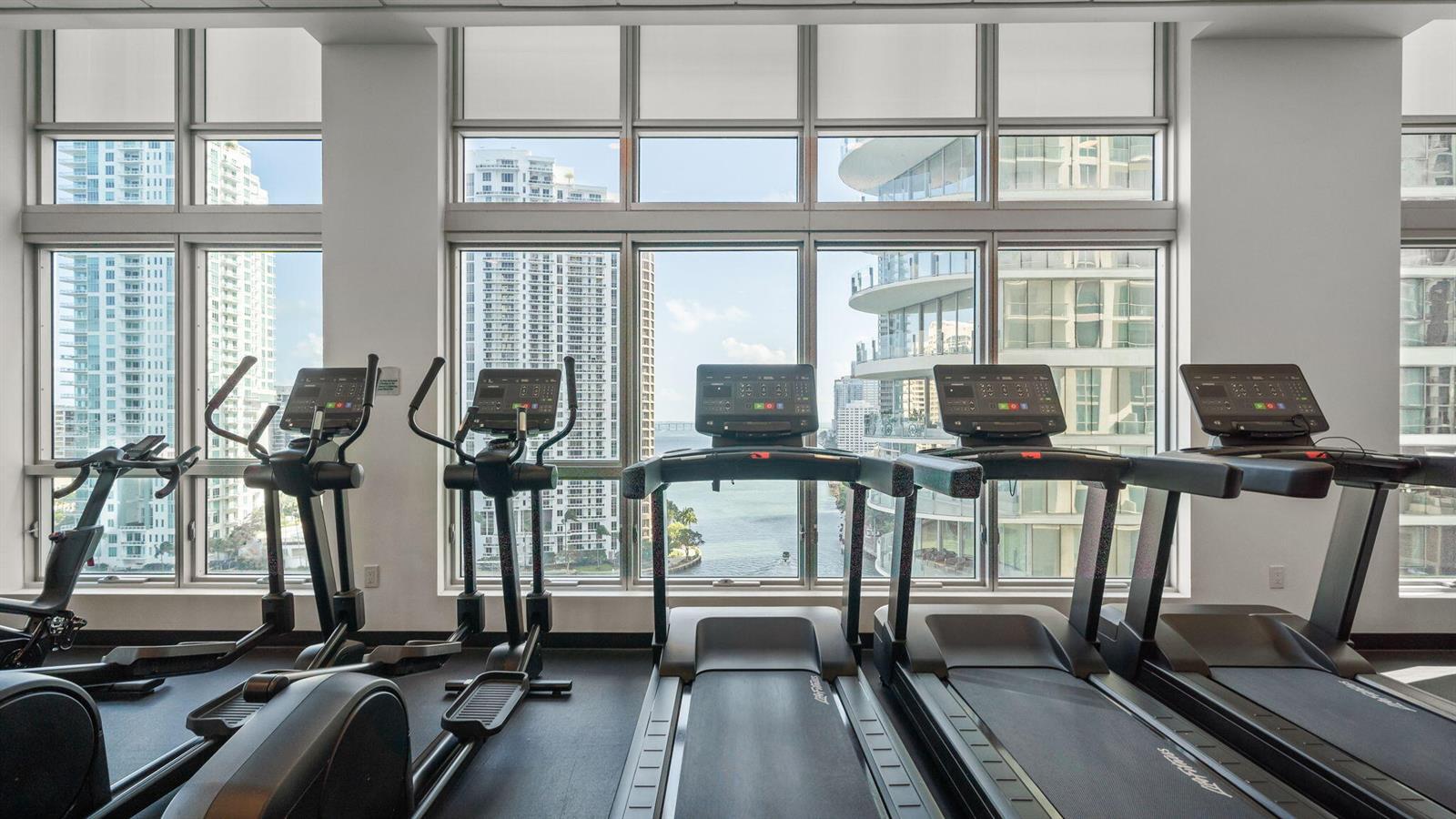 Building Photo - 300 S Biscayne Blvd