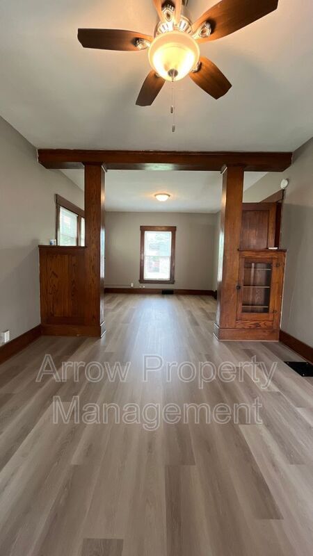 Building Photo - 2110 C St