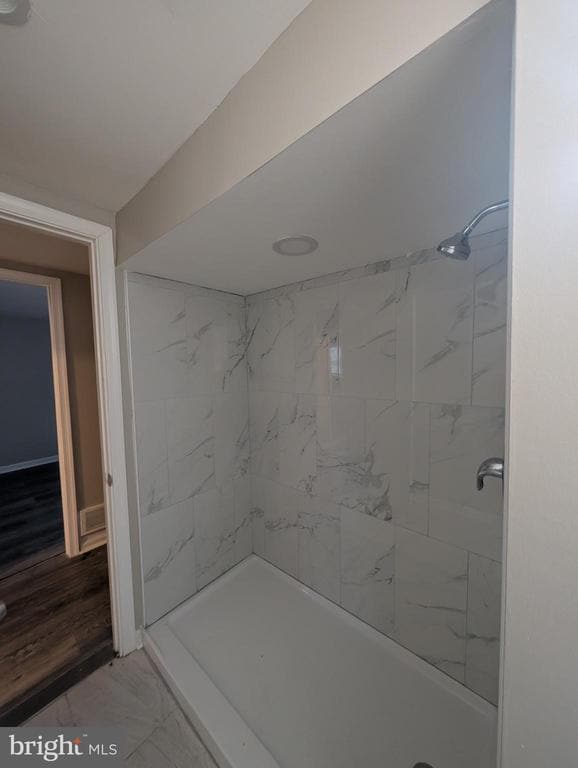 Building Photo - 2 Hawkesbury Ct