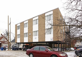 Building Photo - 410 Observatory St