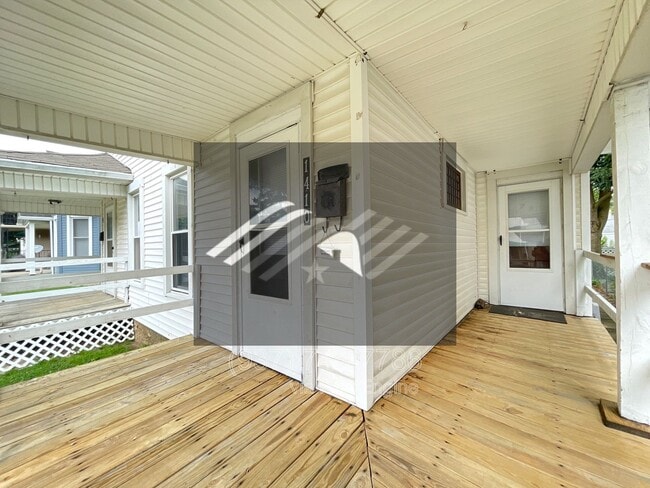 Building Photo - 1410 Phillips Ave