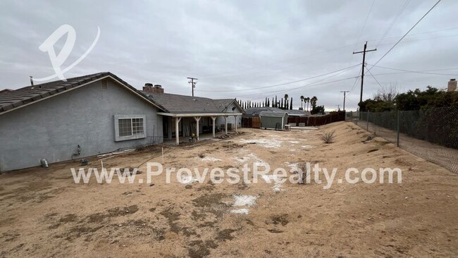 Building Photo - 19860 Yucca Loma Rd