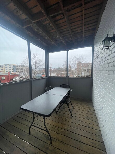 Building Photo - 8 Farrington Ave