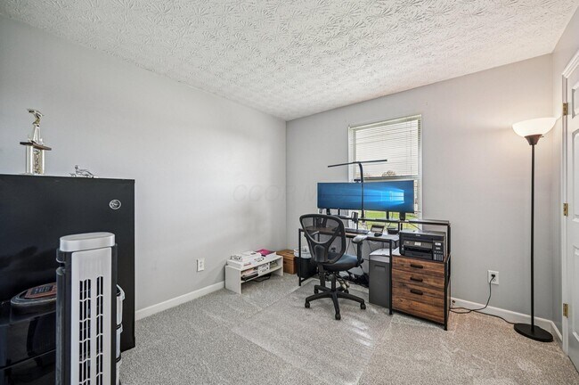 Building Photo - 2230 Seton Dr