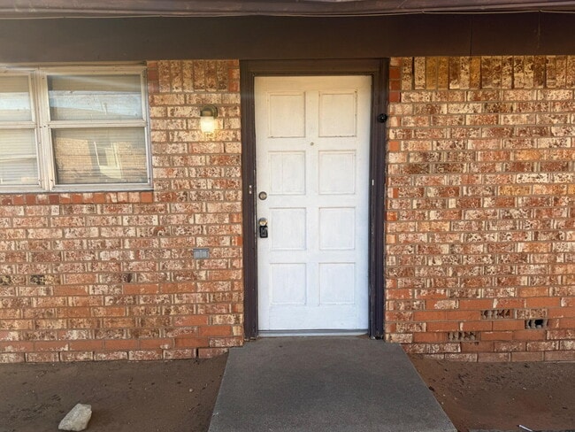 Building Photo - 7206 Avenue W