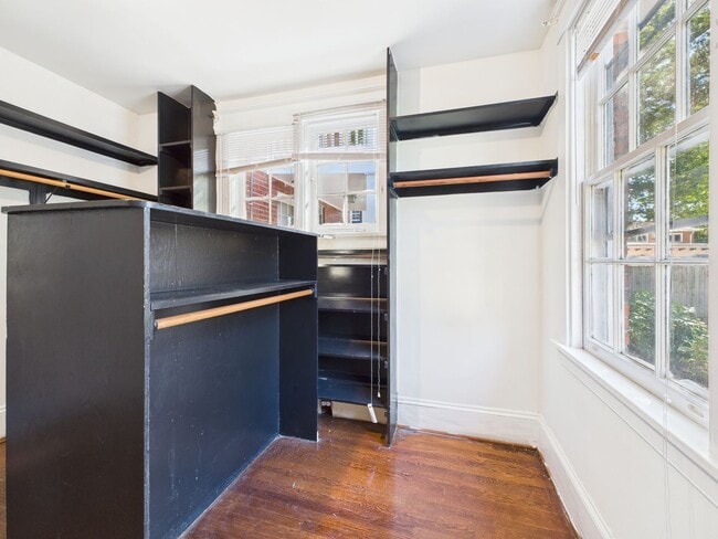 Building Photo - 4222 Chamberlayne Ave