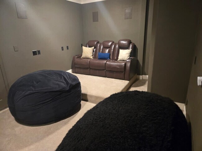 Building Photo - 209 Hardwicke Ln