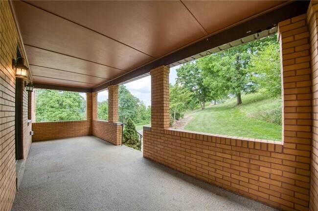Building Photo - 4465 Mt Troy Rd Ext