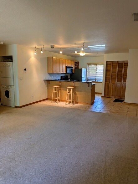 Front Room/kitchen - 920 NW Naito Pky