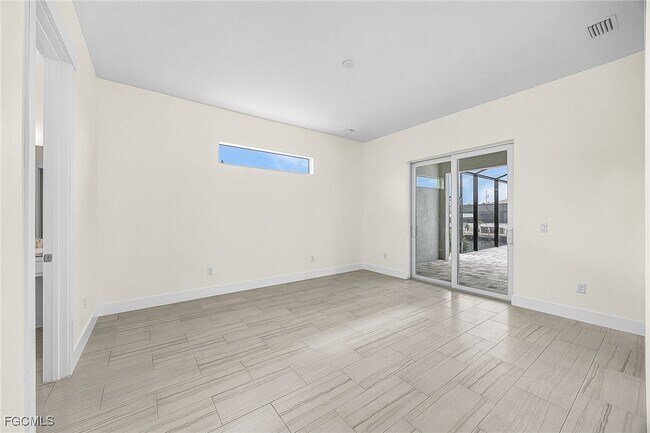 Building Photo - 3614 SE 17th Pl