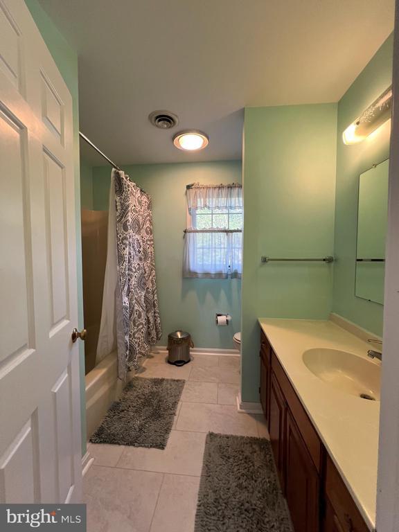 Building Photo - 7313 Coventry Dr