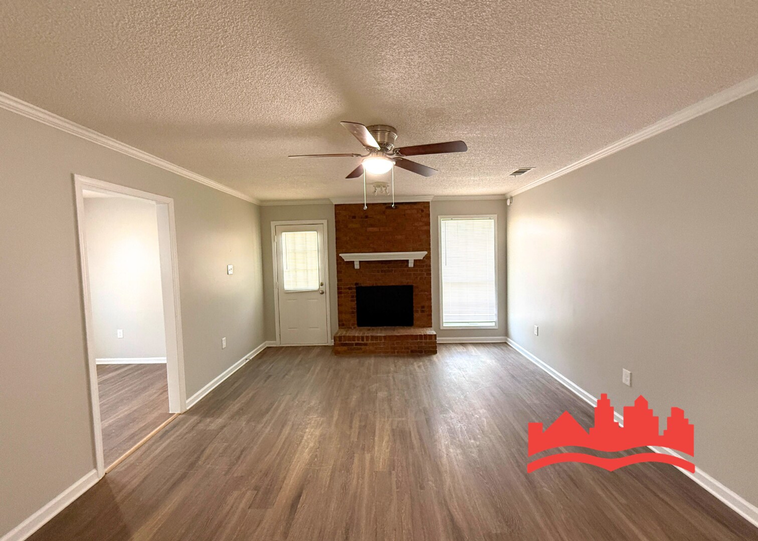 Building Photo - 5950 Beauvoir Dr