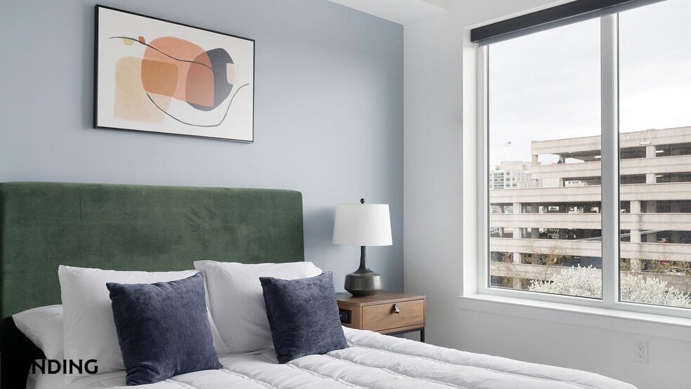 Building Photo - 1801 Patterson St