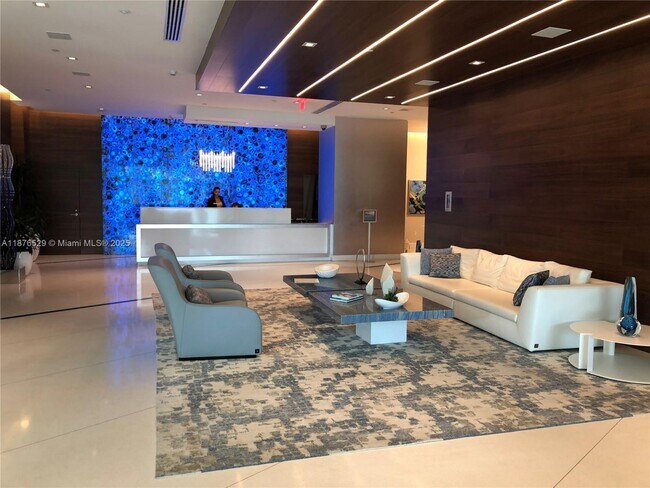 Building Photo - 300 Sunny Isles Blvd