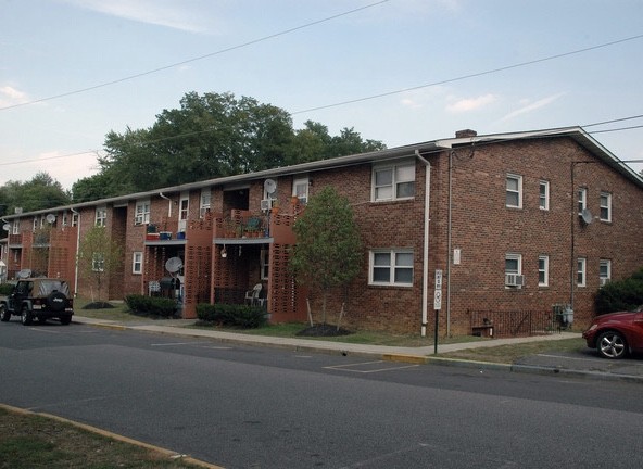 Primary Photo - 44 Colletti Terrace