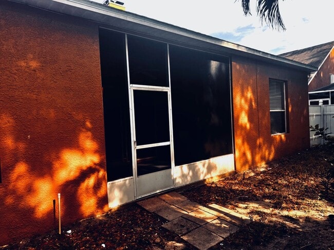 Building Photo - AVAILABLE NOW