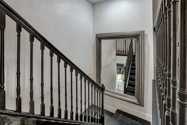 Building Photo - 1145 Troon Cir