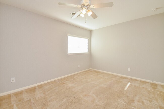 Building Photo - 5528 Gemstone Park Rd