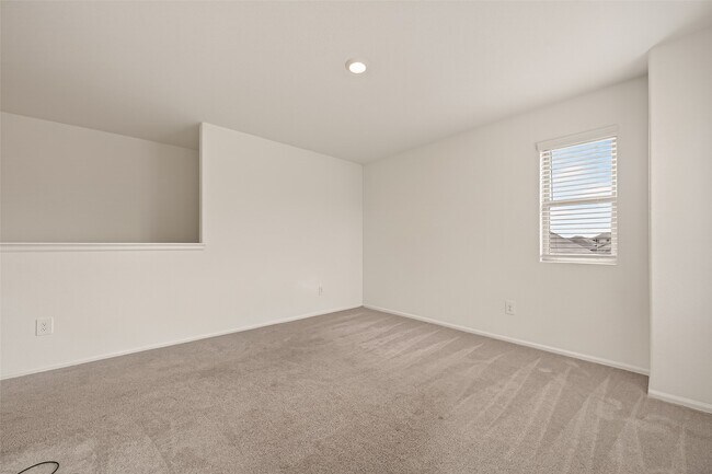 Building Photo - 1307 Vincente Ct