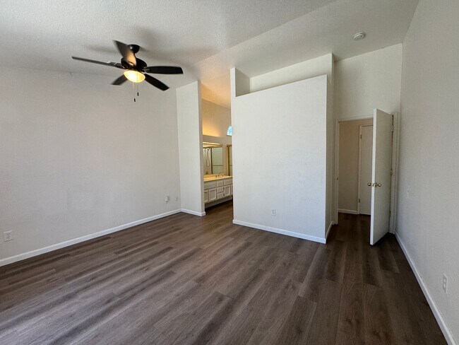 Building Photo - Three Bed, Two Bath Home with a Two Car Garage