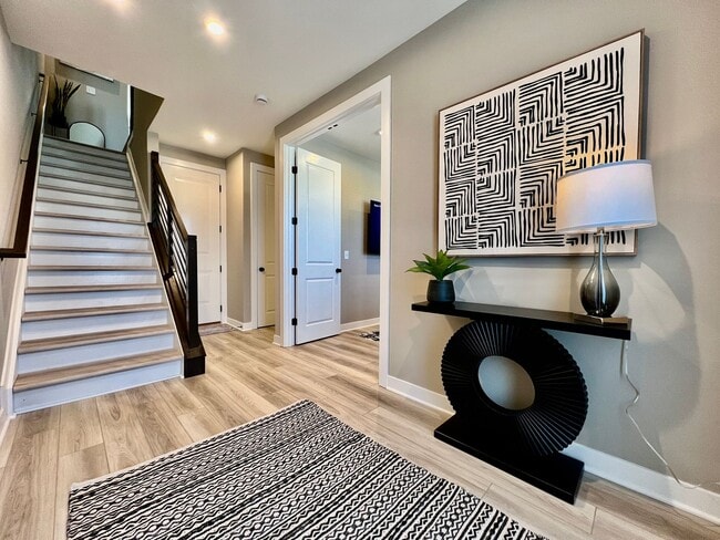 Building Photo - 4 Bedroom, Luxury living in premium location next to Liberty Center and Interstate 75