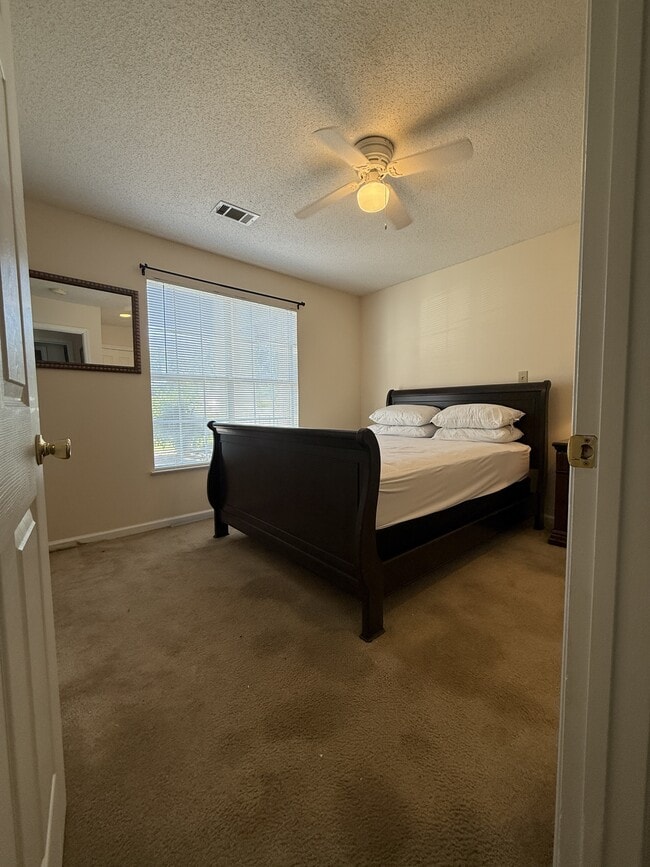 Building Photo - 1231 Ladys Island Dr