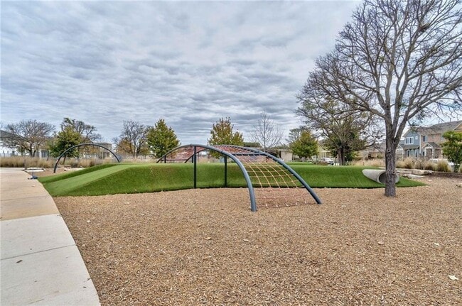 Building Photo - 2909 Zach Scott St