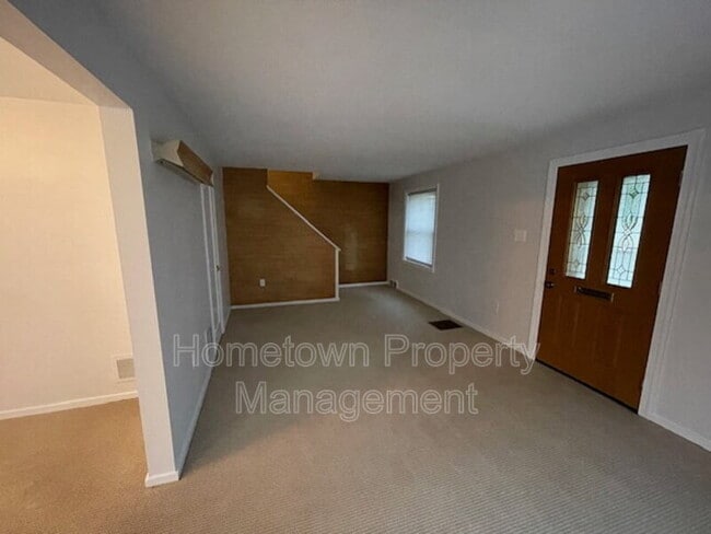 Building Photo - 2935 Rumson Dr