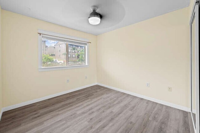 Building Photo - Makakilo  3 BD 2 BA w/ Garage