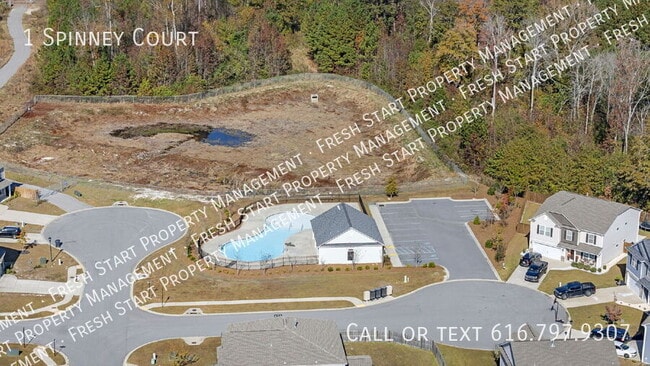 Building Photo - 1 Spinney Ct