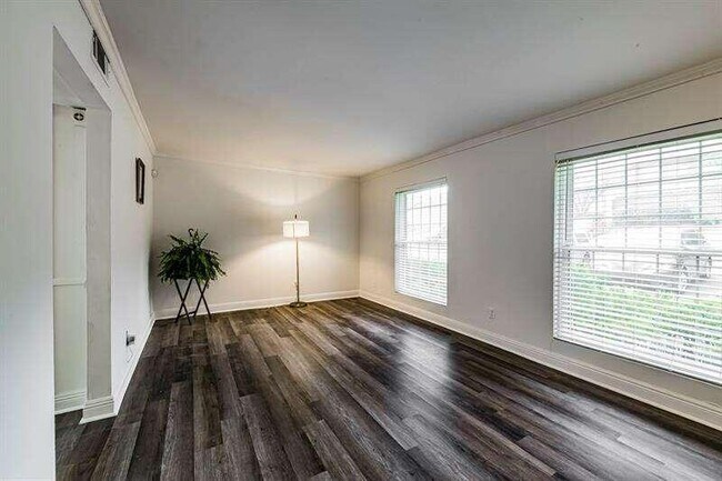 Building Photo - 3545 Chamblee Tucker Rd