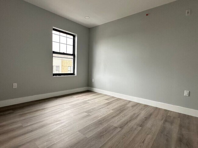 Building Photo - 1407-11 Point Breeze Ave