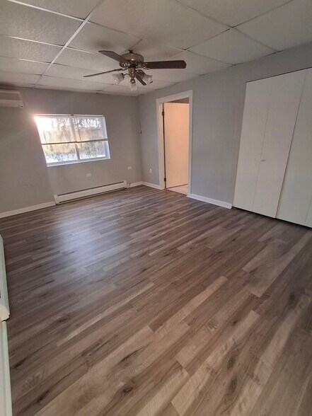 BedRoom 1b - 6711 Bluebird Ln