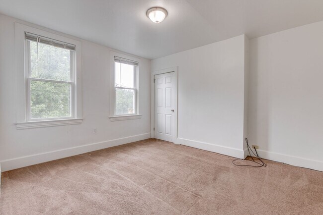 Building Photo - 20 Marne Way