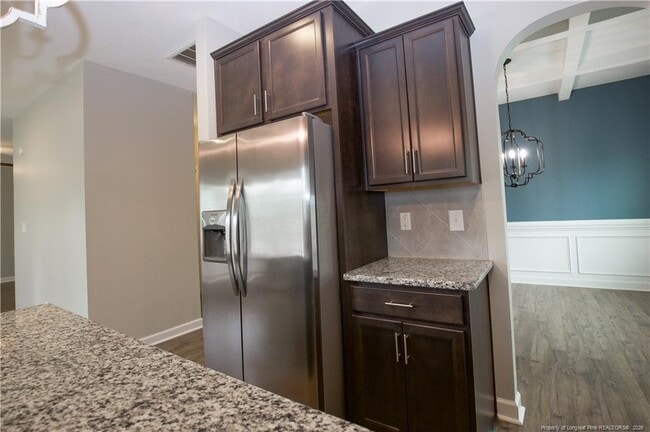 Building Photo - 5709 Pondhaven Dr