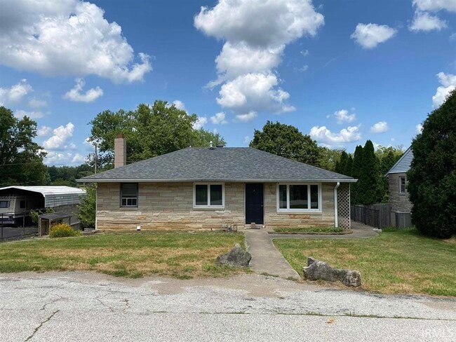 Primary Photo - 522 W Green Rd