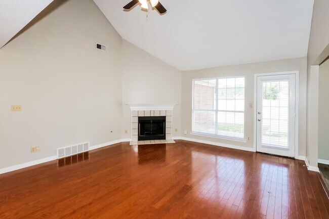 Building Photo - 1168 Red Fern Cir W