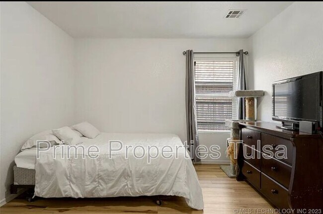 Building Photo - 13819 S 89th E Ave