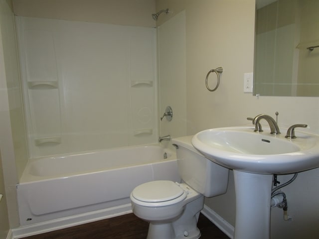 Building Photo - 1924 Pierce Way