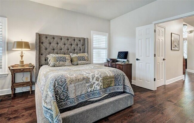 Building Photo - 30389 Ledgemont