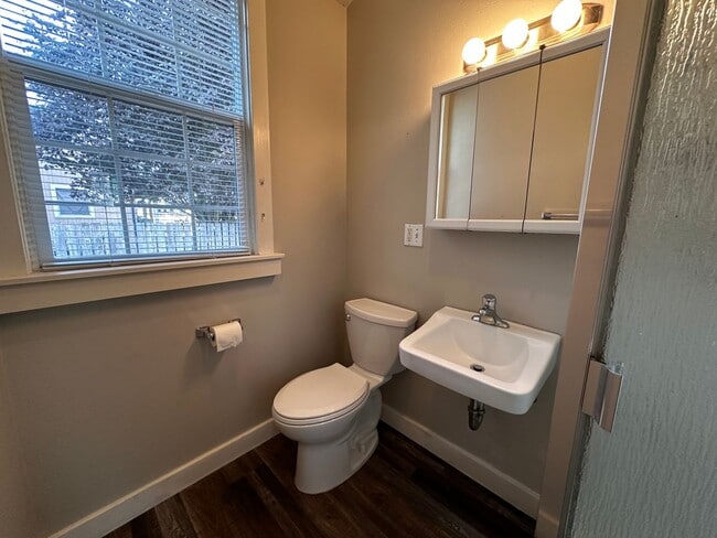 Building Photo - 169