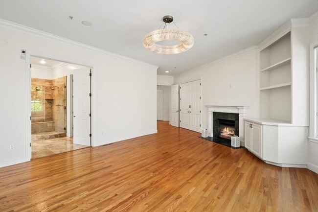 Building Photo - 169 Sausal Dr