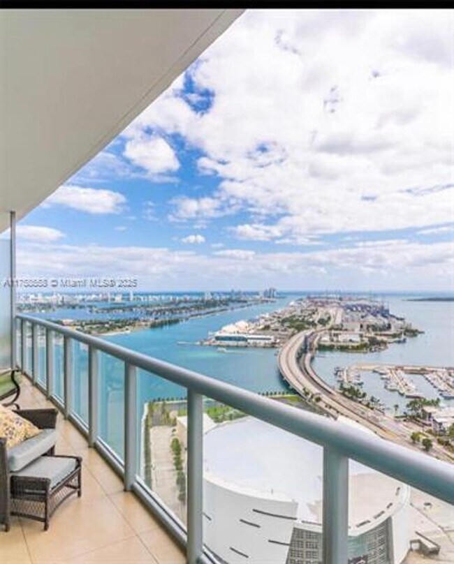 Building Photo - 888 Biscayne Blvd
